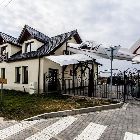 Penzion Cmelak Boleráz Екстериор снимка
